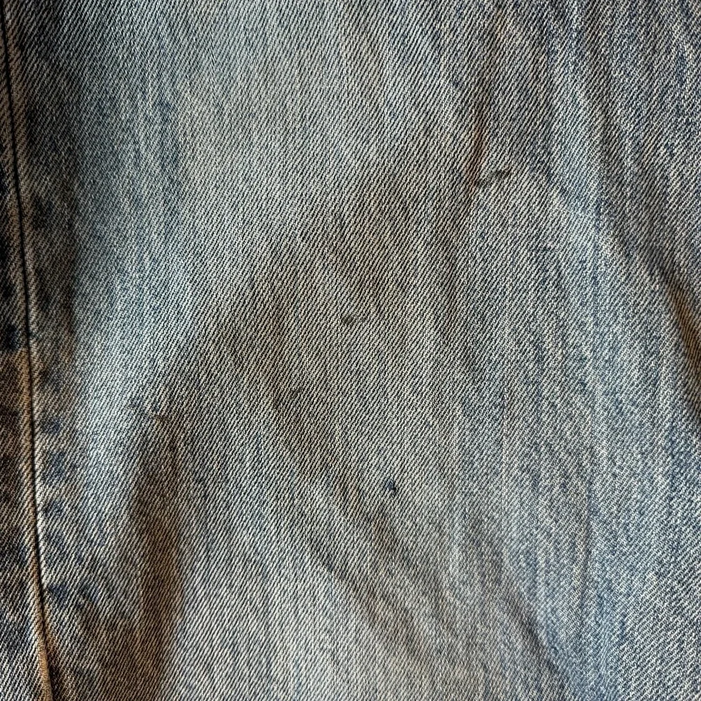 Levi's 501 Jeans Men's 32x32‎ Button Fly Medium Wash Distressed